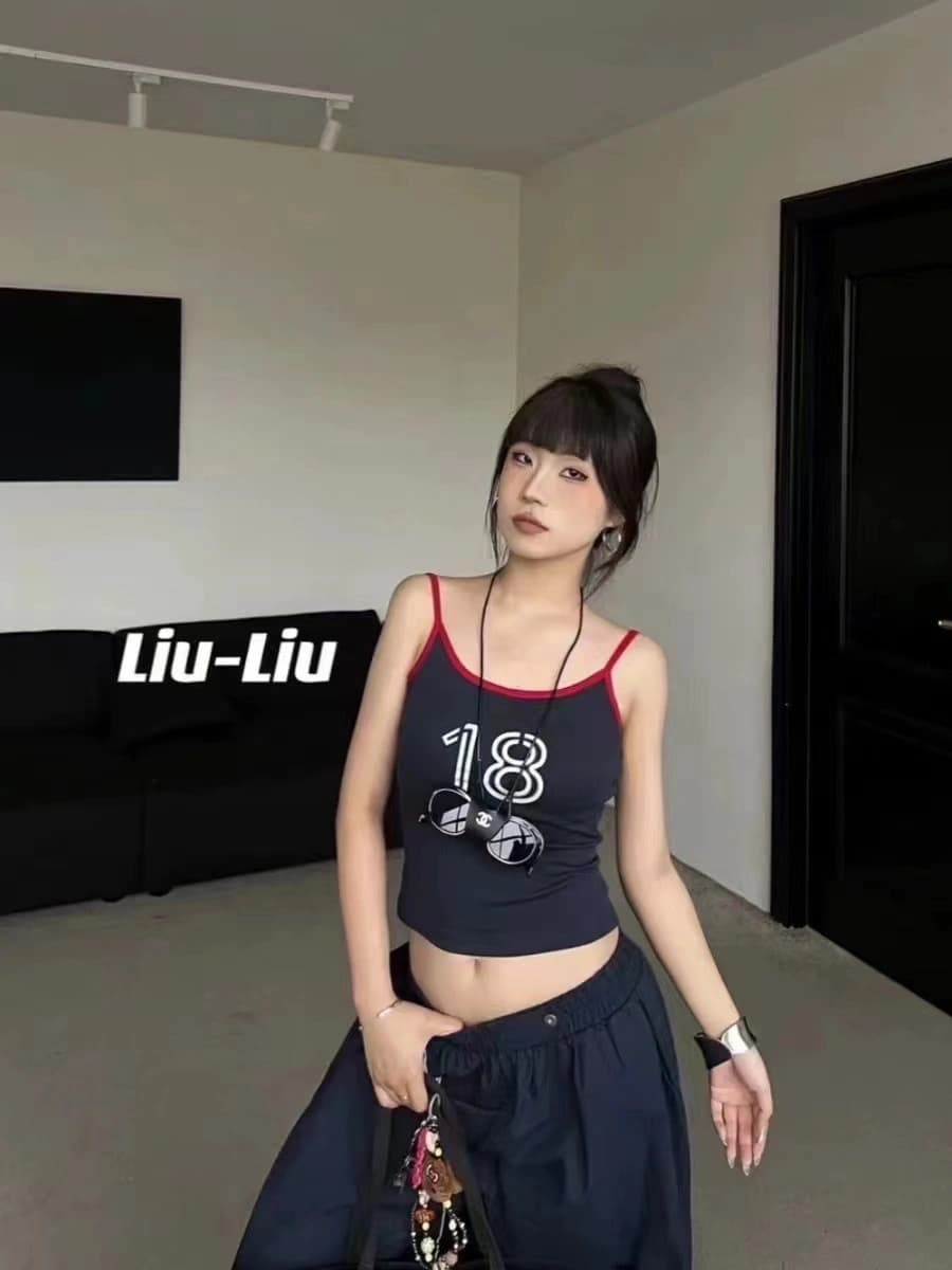 Sporty Crop Tank - Preview Angle 3