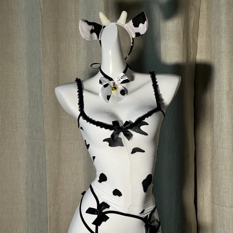 MooMelt Lingerie Set - Preview Angle 4